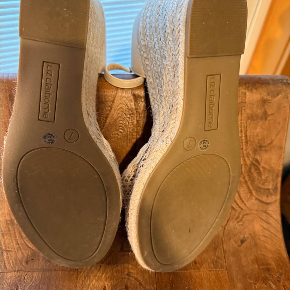 Liz Claiborne Marian wedge Cream Woven Espadrilles - Picture 7 of 7